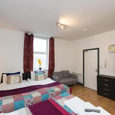 Bradford Apartments *